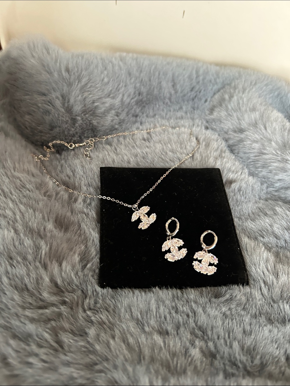 Stainless SteelSilver-Tone Crystal Pendant Necklace and Earring Set Sparkling